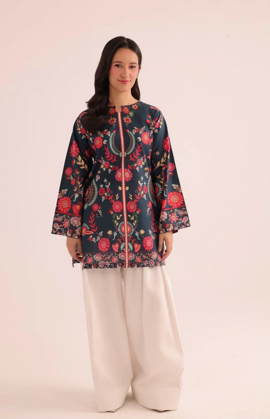 Women’s Floral Printed Kurti – Elegant Pakistani Wear